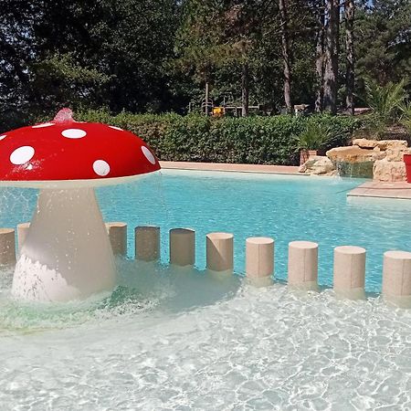 Camping Parc Saint Sauvayre Vagnas Exterior foto